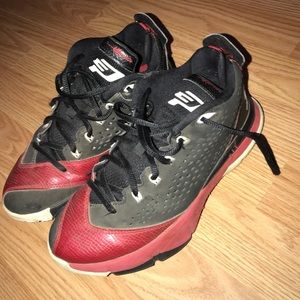 Jordan cp3’s (size 5) 63$ or best offer